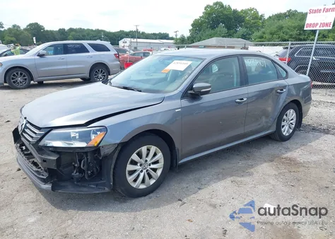 2014 Volkswagen Passat S z USA, uszkodzony, nr VIN 1VWAT7A3XEC099717